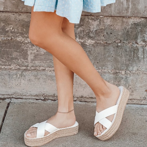 Lulus Kahli White flatform Espadrille Sandals - Picture 1 of 5